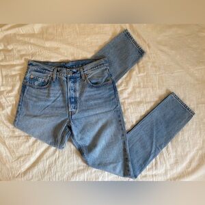 Levi’s 501 Women’s Denim Skinny Jeans in Light/Medium Wash Size 29 8